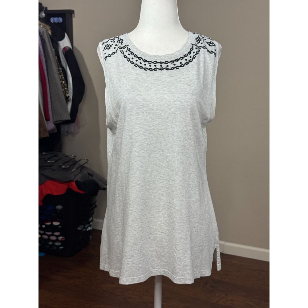 Banana Republic Womens M Gray Sleeveless Chic Tank Top Black Embroidered Design